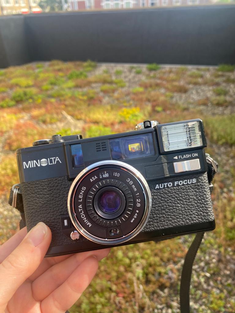 Minolta hi-matic AF2 analoog camera, Audio, Tv en Foto, Fotocamera's Analoog, Ophalen of Verzenden, Gebruikt, Compact, Minolta