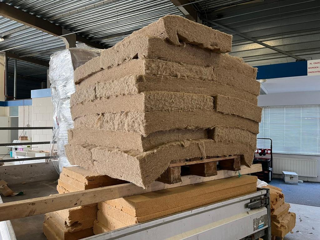 restpartij houtvezel en hennep isolatie circa 20 m2, Ophalen, 12 cm of meer, Nieuw, 15 m² of meer