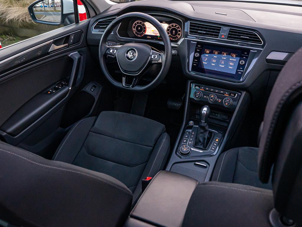 Volkswagen Tiguan 2.0 TSI 4Motion Highline R-Line PANO VIRTU, Auto's, Volkswagen, Automaat, Gebruikt, Euro 6, 4 cilinders