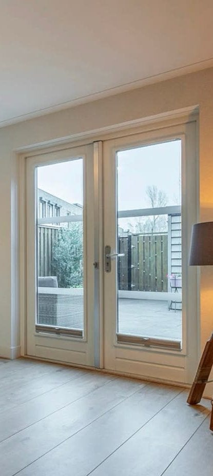 Dubbele openslaande tuindeuren met glas, Gebruikt, Deurkozijn, 225 cm of meer, Ophalen of Verzenden