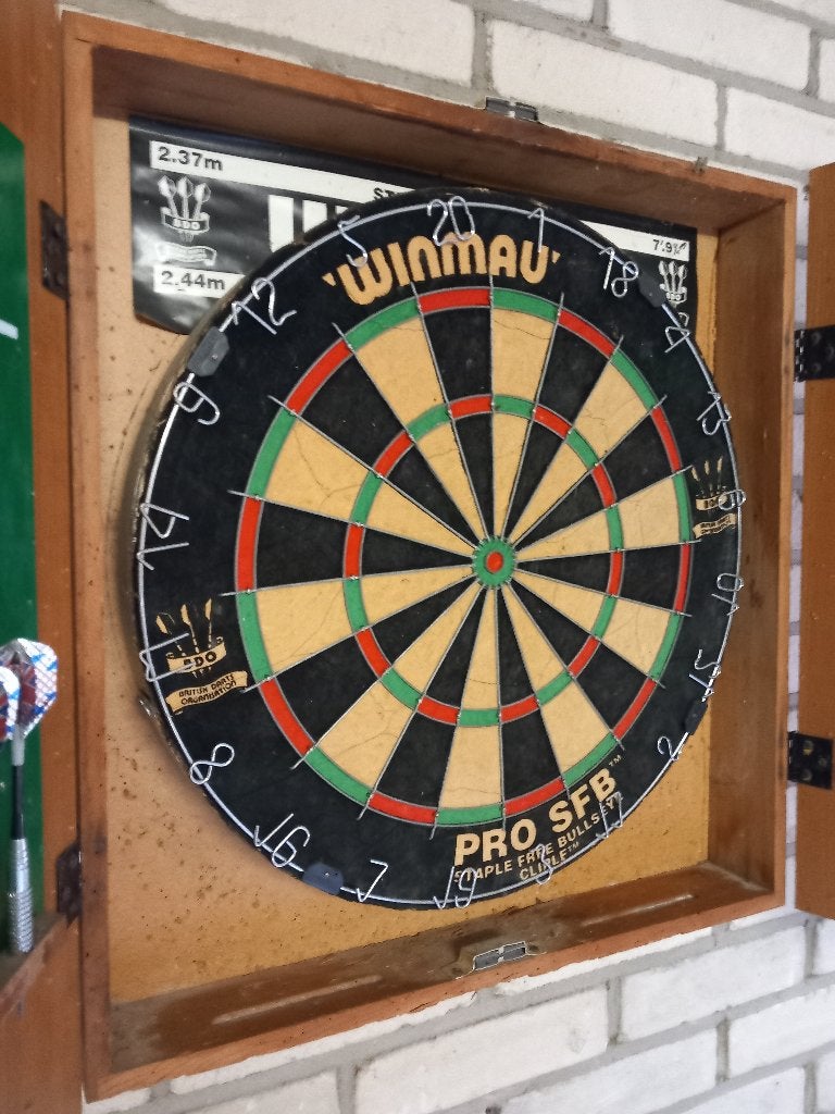Winmau complete dart set, Ophalen, Gebruikt, Dartbord