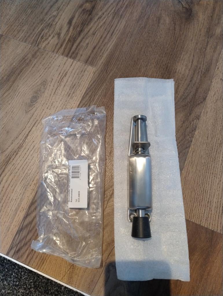 RVS Deurvastzetter met voetrem groot 180x36, Doe-het-zelf en Verbouw, Hang- en Sluitwerk, Ophalen of Verzenden, Nieuw, Rvs