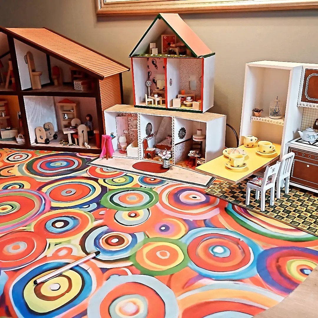 Te koop.4 poppenhuizen ., Ophalen, Zo goed als nieuw, Poppenhuis