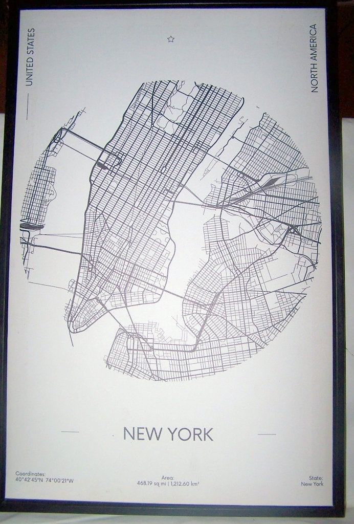 Ingelijste kaart van New York City. Nieuw met label.58x38cm., 58 cm, Zwart, Textiel, Ophalen of Verzenden