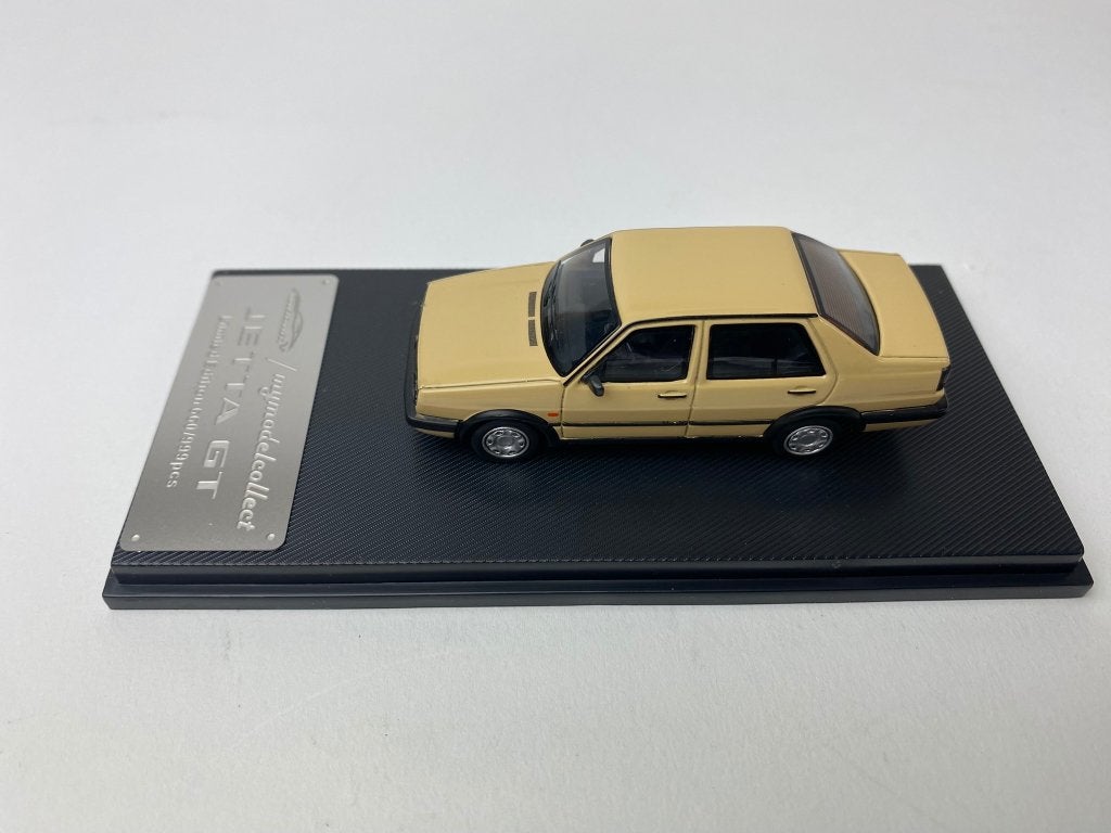 My Model Collect 1:64 Volkswagen Jetta GT donker beige, -, Nieuw, Ophalen of Verzenden, -