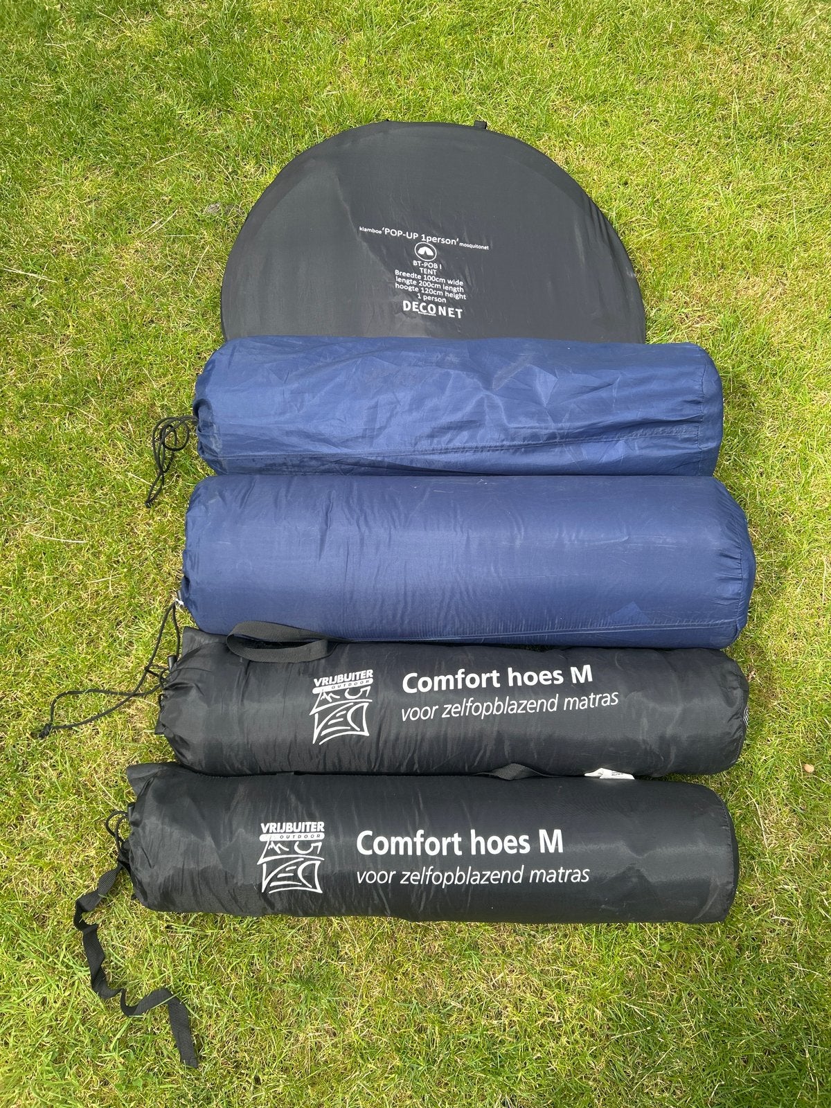 Pop-up tent 1-persoons met 2 luchtbedden en hoezen, Caravans en Kamperen, Tenten, Ophalen, Gebruikt, Tot en met 2