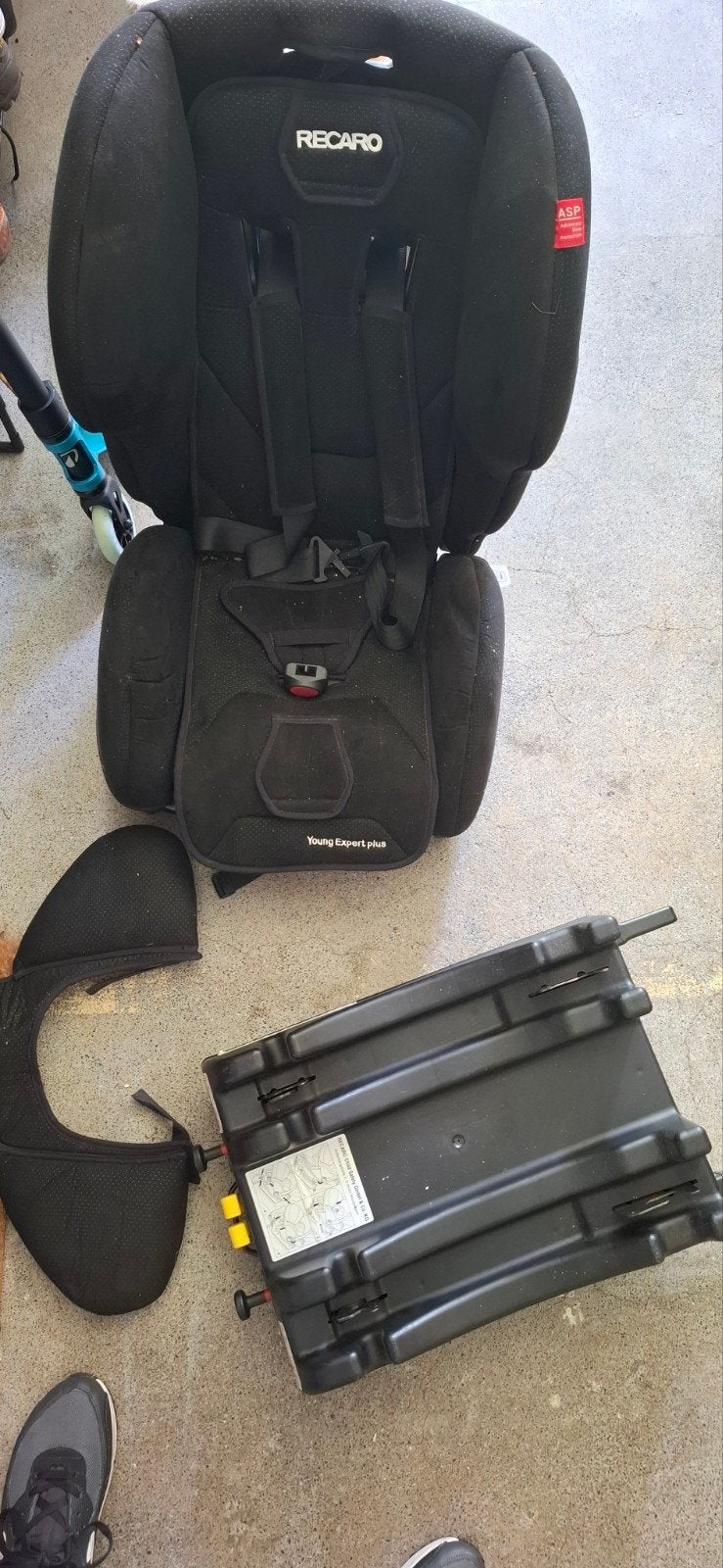 Recaro Young Expert Plus autostoeltje - Zwart, 9 t/m 18 kg, Verstelbare rugleuning, Ophalen, Overige merken