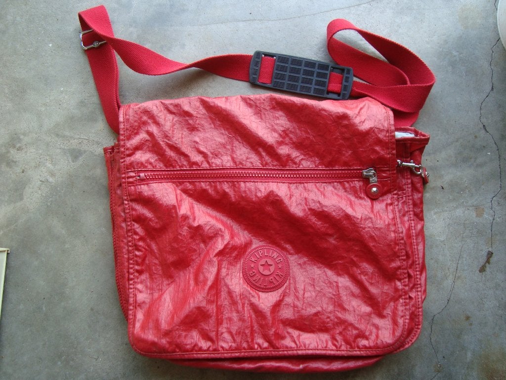 Rode kipling tas open te ritsten om het groter te maken, 30 tot 40 cm, Overige typen, Ophalen of Verzenden, Zo goed als nieuw