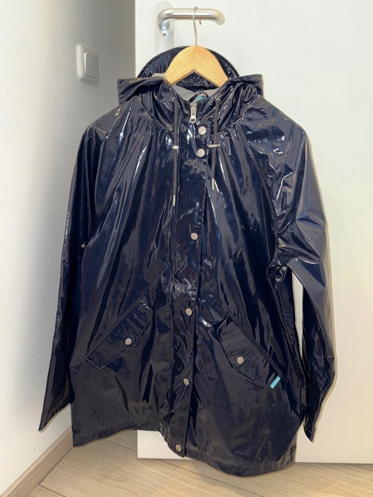 Happy Rainy Days lak regenjas, blauw, maat M in ZGS!, Maat 38/40 (M), Blauw, Happy Rainy Days, Ophalen of Verzenden