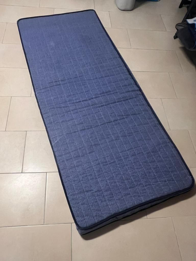 Campingmatras, Caravans en Kamperen, Slaapmatten, Ophalen, Gebruikt, 1-persoons
