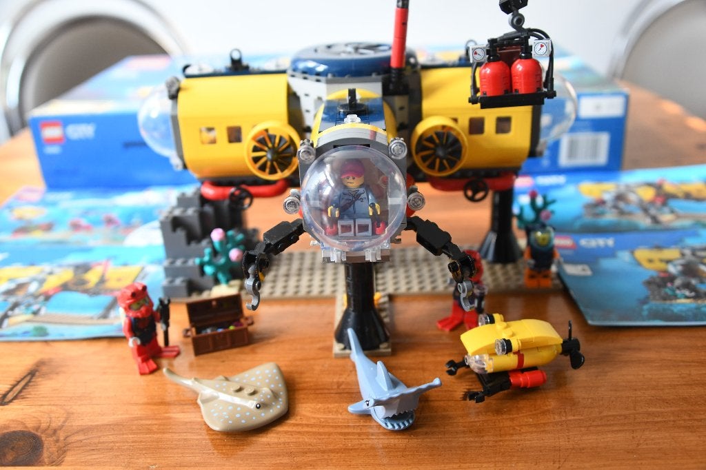 Aquarium Decoratie opgebouwd met 3 Lego diepzee sets, Ophalen of Verzenden, Zo goed als nieuw, Decoratie, Overige merken