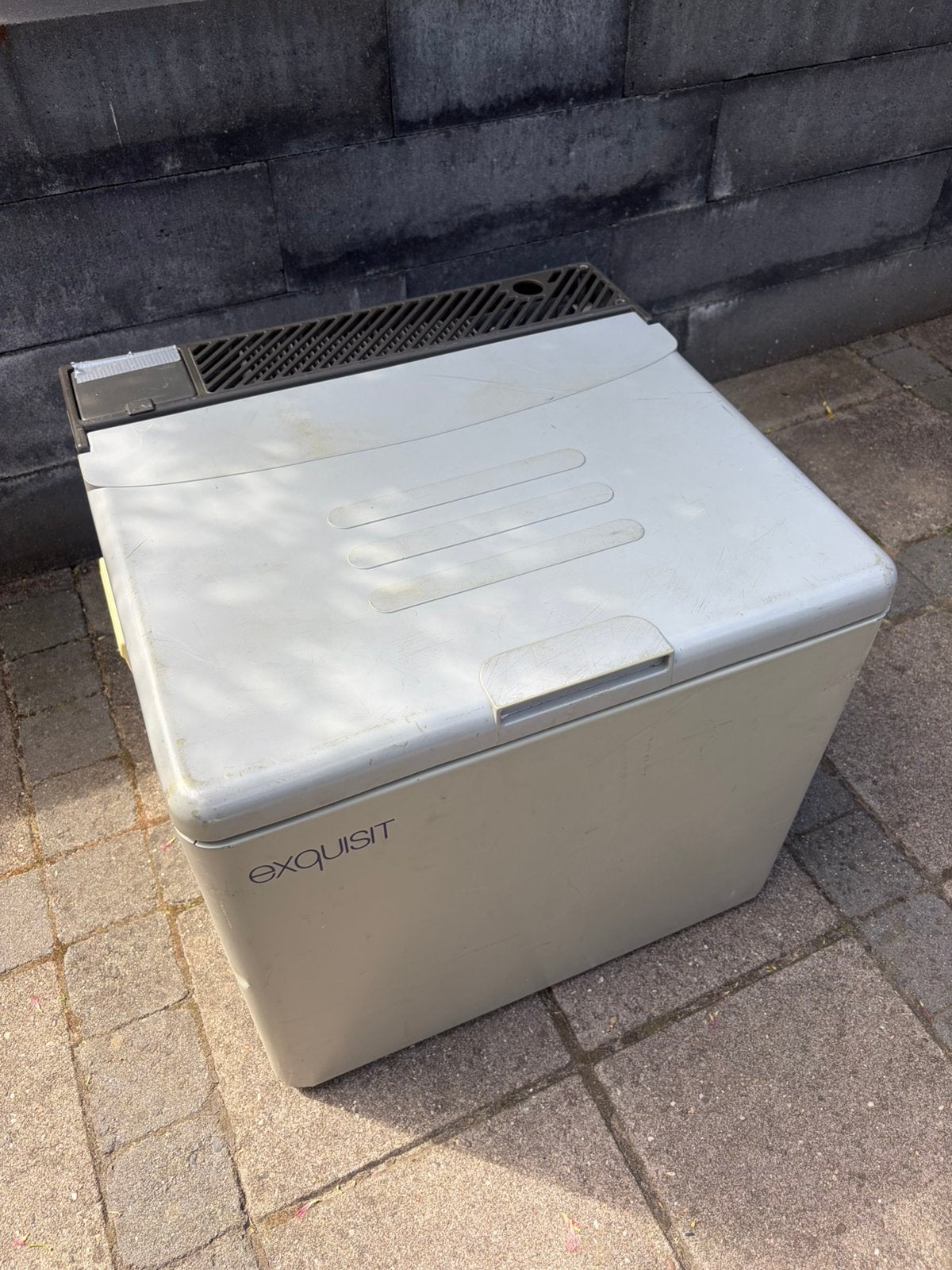 Campingkoelbox van Exquisit, 230 volt en gas., Ophalen, Gebruikt, Koelbox, Elektrisch