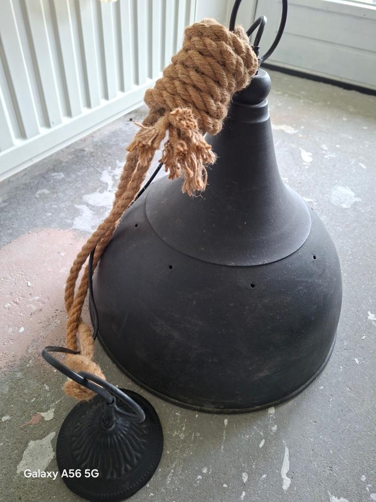 Industriële hanglamp met touw - Zwart metaal, Huis en Inrichting, Ophalen, Metaal, Minder dan 50 cm