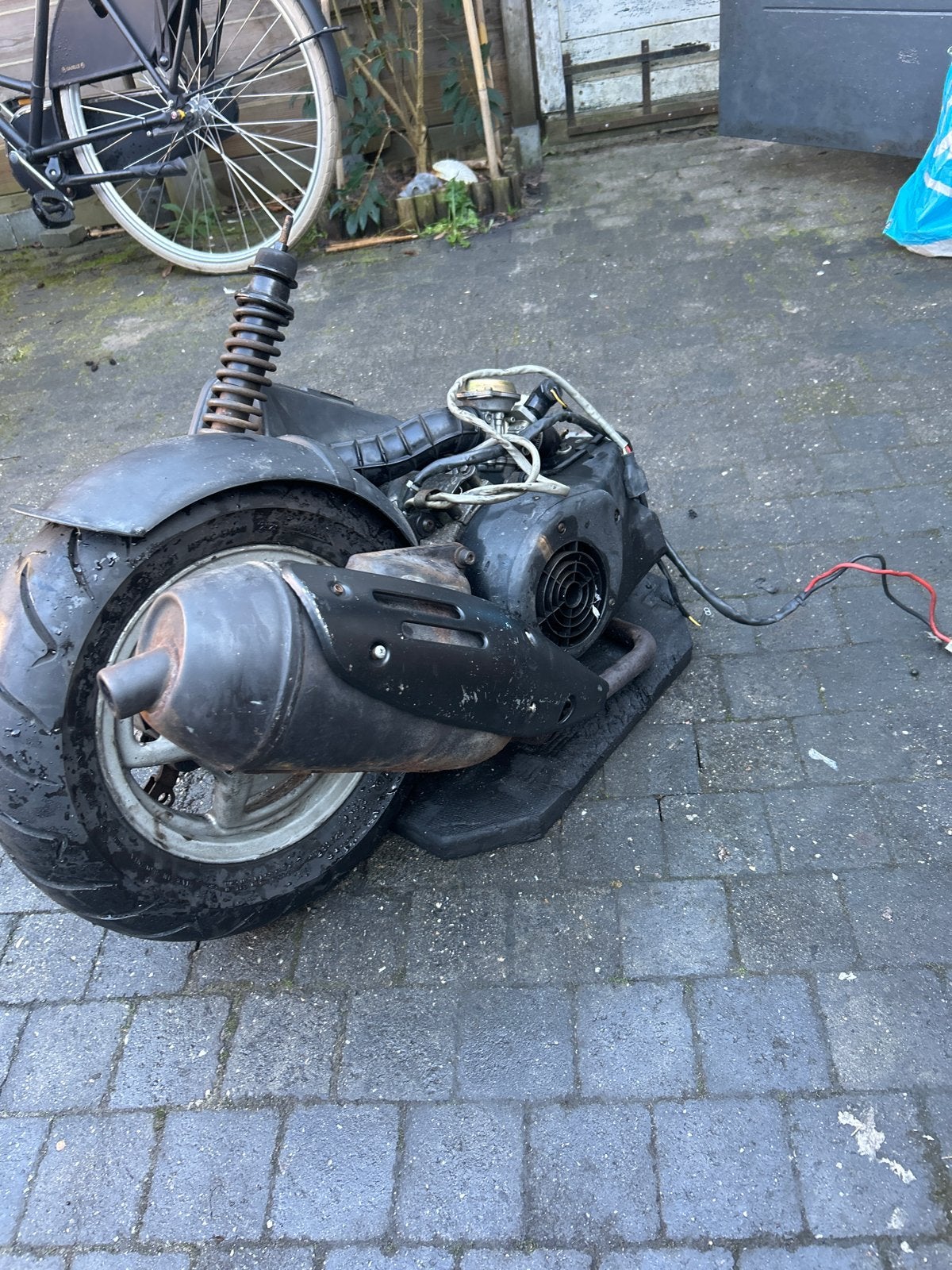 Piagio 125cc 4 takt moter scooter blok met cabelboom, Ophalen of Verzenden, Gebruikt, Blok, Piaggio