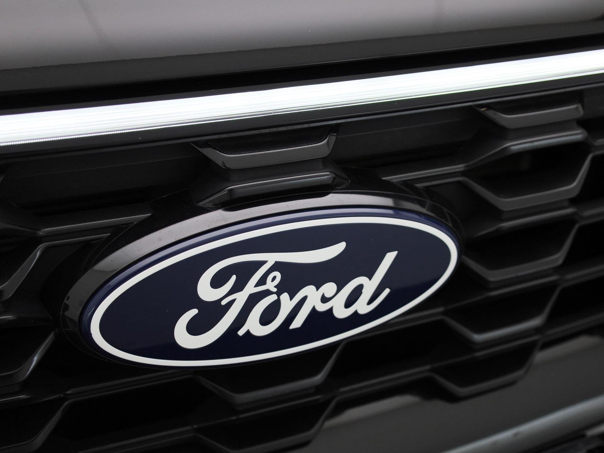 Foto 33 van Ford Kuga 2.5 PHEV ST-Line | Automaat | Verwarmde Voorstoele