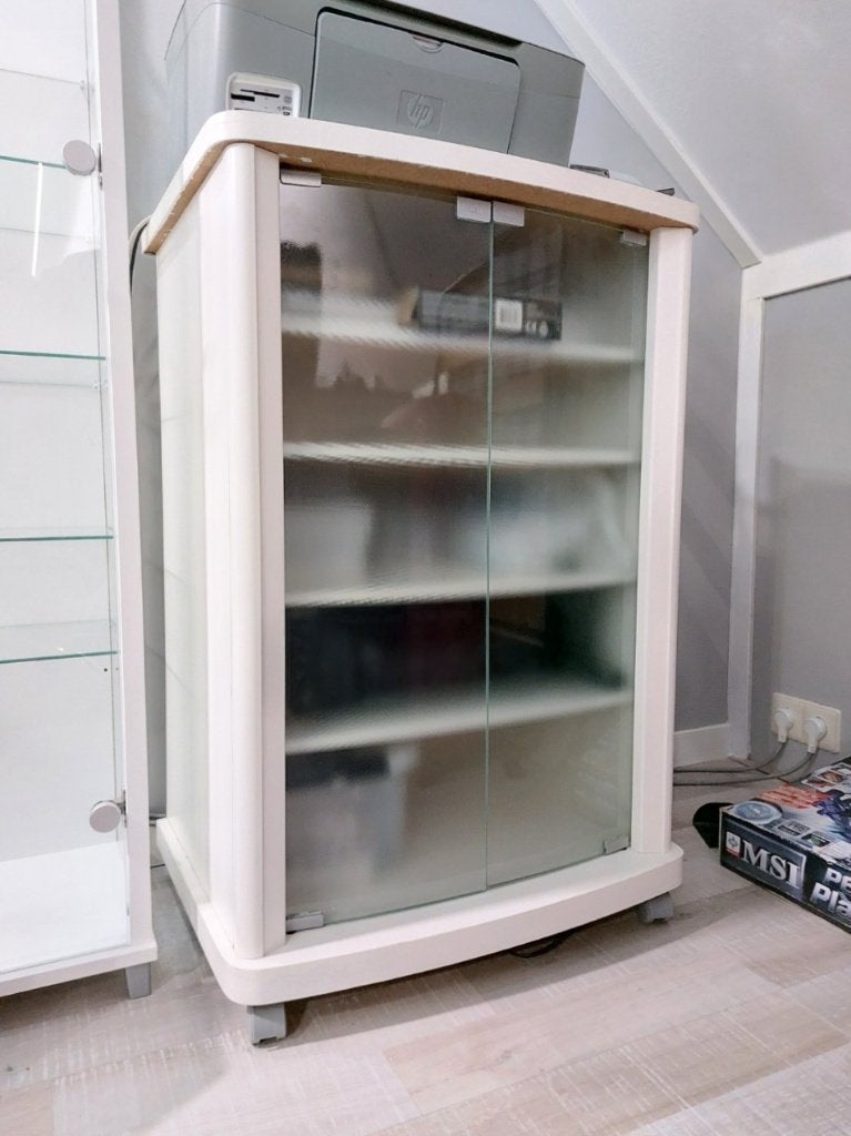 Audiokast / audiomeubel /side-cabinet op wieltjes wit, Ophalen, Gebruikt