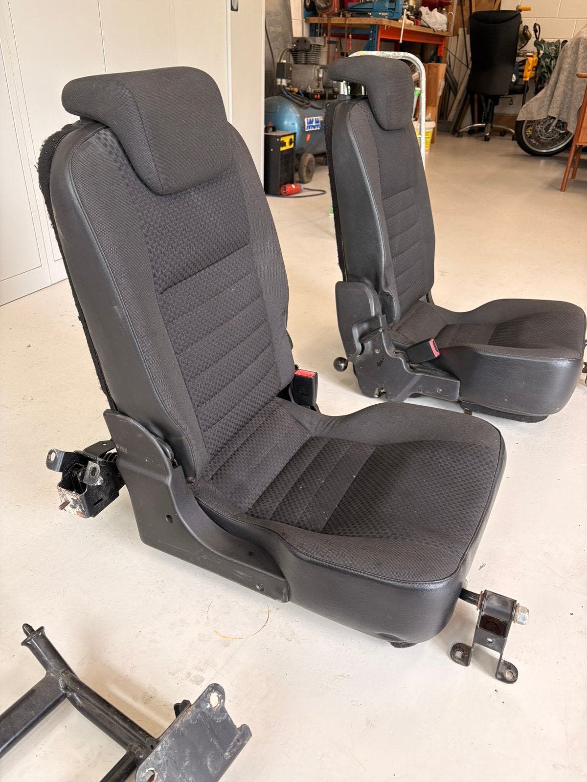 Klapstoelen Landrover Defender puma, Auto-onderdelen, Interieur en Bekleding, Ophalen, Gebruikt, Land Rover