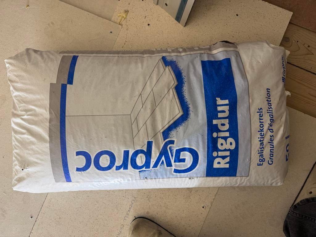 6x Gyproc Rigidur Egalisatiekorrels 50L pst - Nieuw, Ophalen, Nieuw