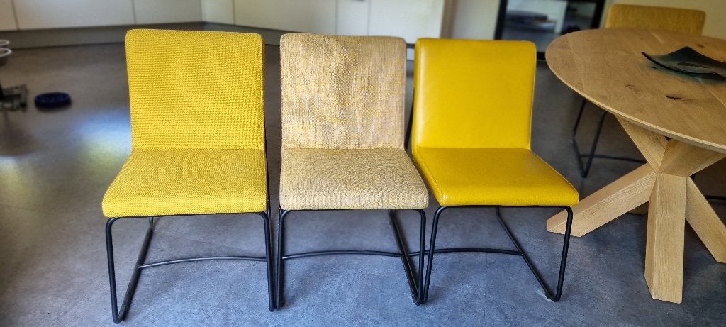 Leolux eetkamerstoelen in 3 kleuren geel, Ophalen, Gebruikt, Overige kleuren, Stof