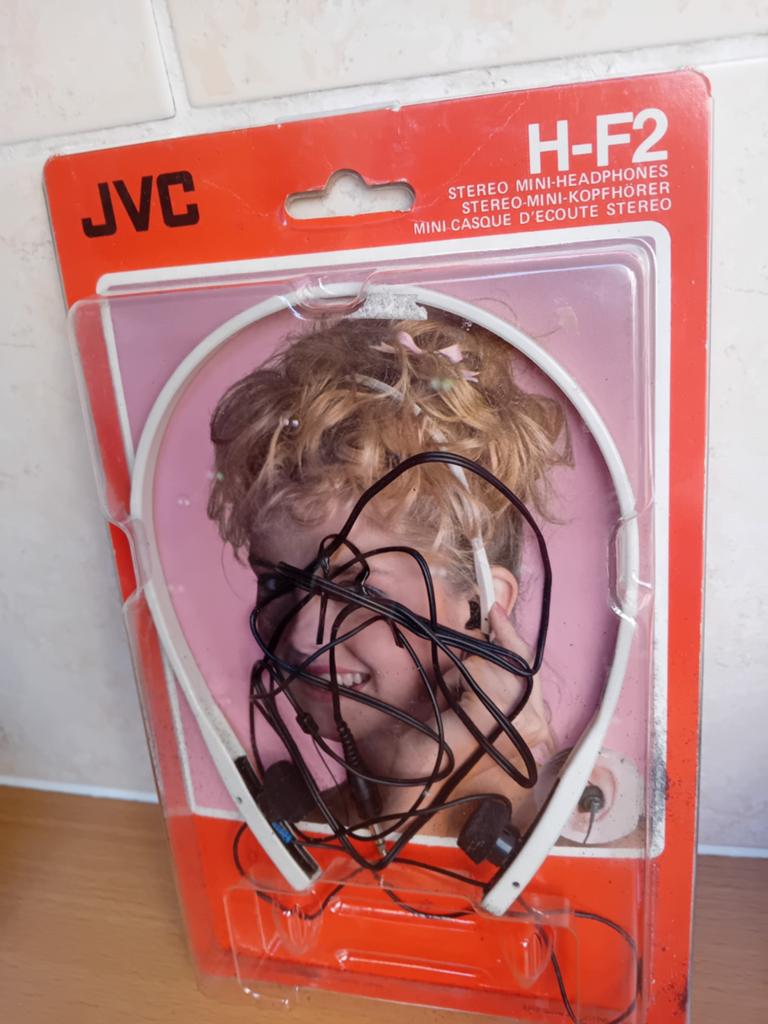 Vintage JVC H-F2 Stereo Walkman kopelefoon jaren 80, Ophalen of Verzenden, Nieuw, Op oor (supra aural), Overige merken