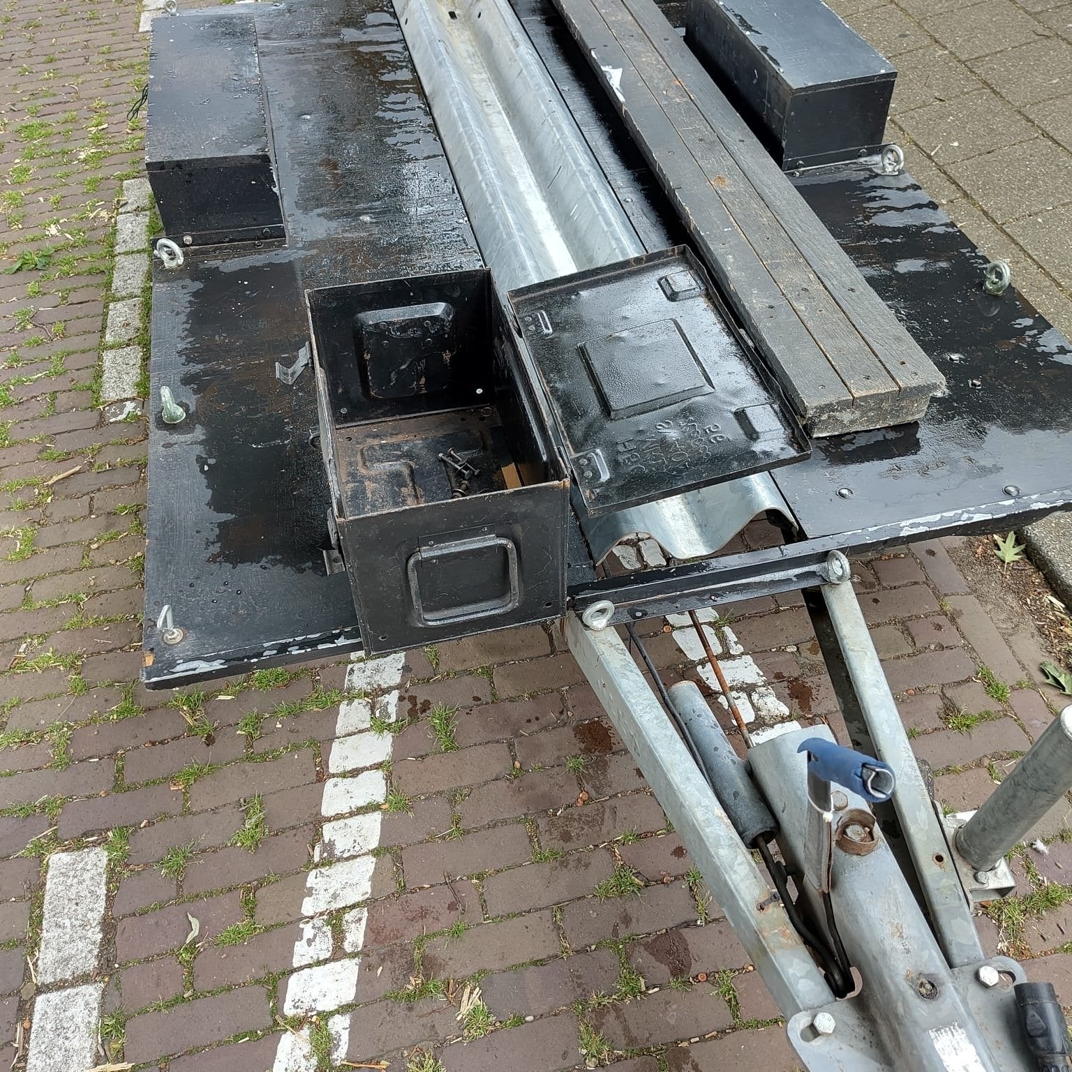Motortrailer aanhanger met opbergkist en reservewiel, Ophalen, Gebruikt