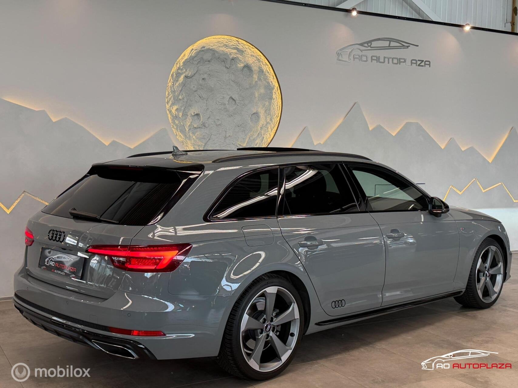 Audi A4 Avant 40 TFSI Sport 3x S line edition Panorama/Matri, Auto's, Dealer onderhouden, Zwart, 1984 cc, A4