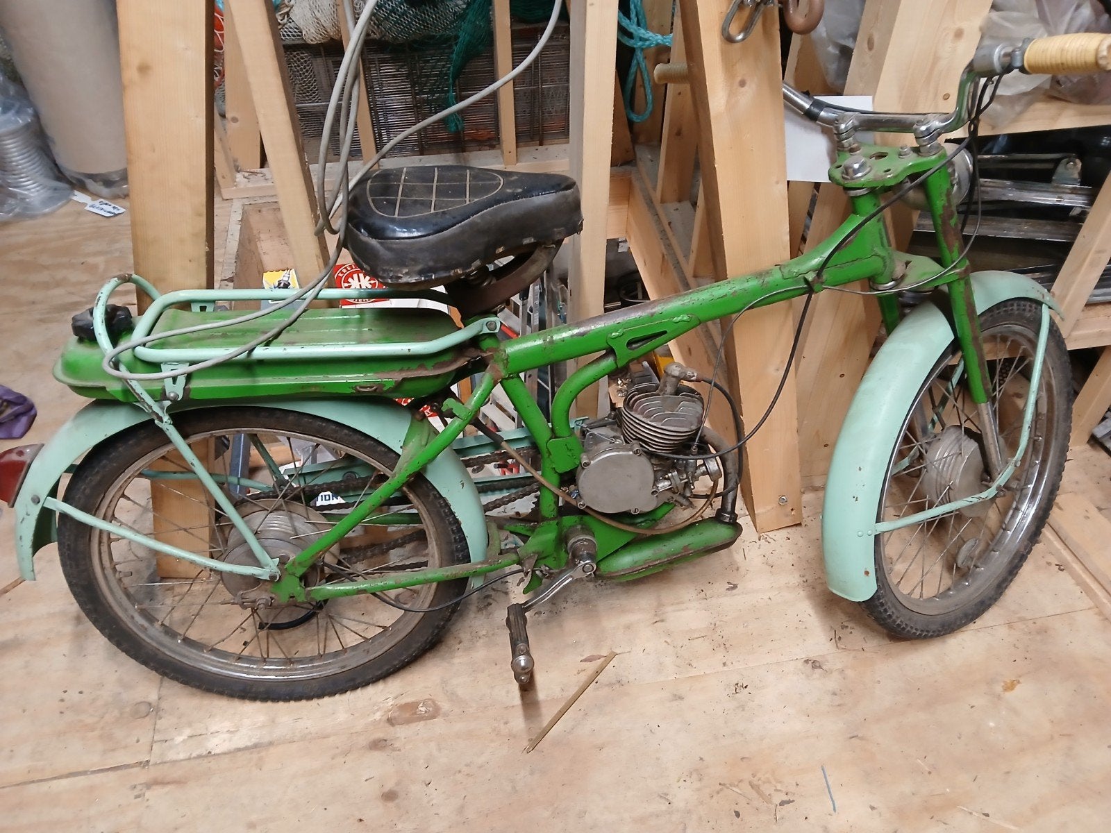 Riga Oldtimer Brommer met tank achterop inruil mogelijk, Fietsen en Brommers, Ophalen, Overige merken