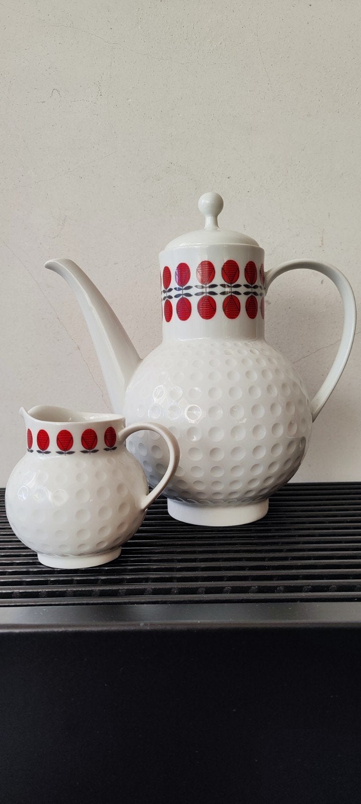 Arzberg golfbal Heinrich Loffelhardt koffiekan+ roomkannetje, Ophalen of Verzenden