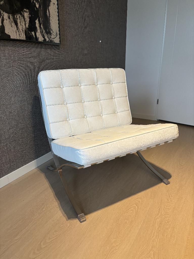 Barcelona Chair, Huis en Inrichting, Fauteuils, Ophalen, Minder dan 75 cm, Zo goed als nieuw, 75 tot 100 cm