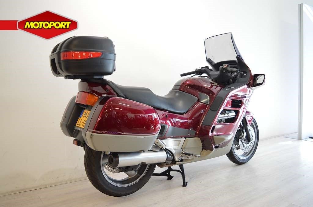 Honda ST 1100 PAN EUROPEAN (bj 1994), Wijngaardveld 1
9300  AALST, BE, Gebruikt, Mc.benelux@honda-eu.com, Toermotor