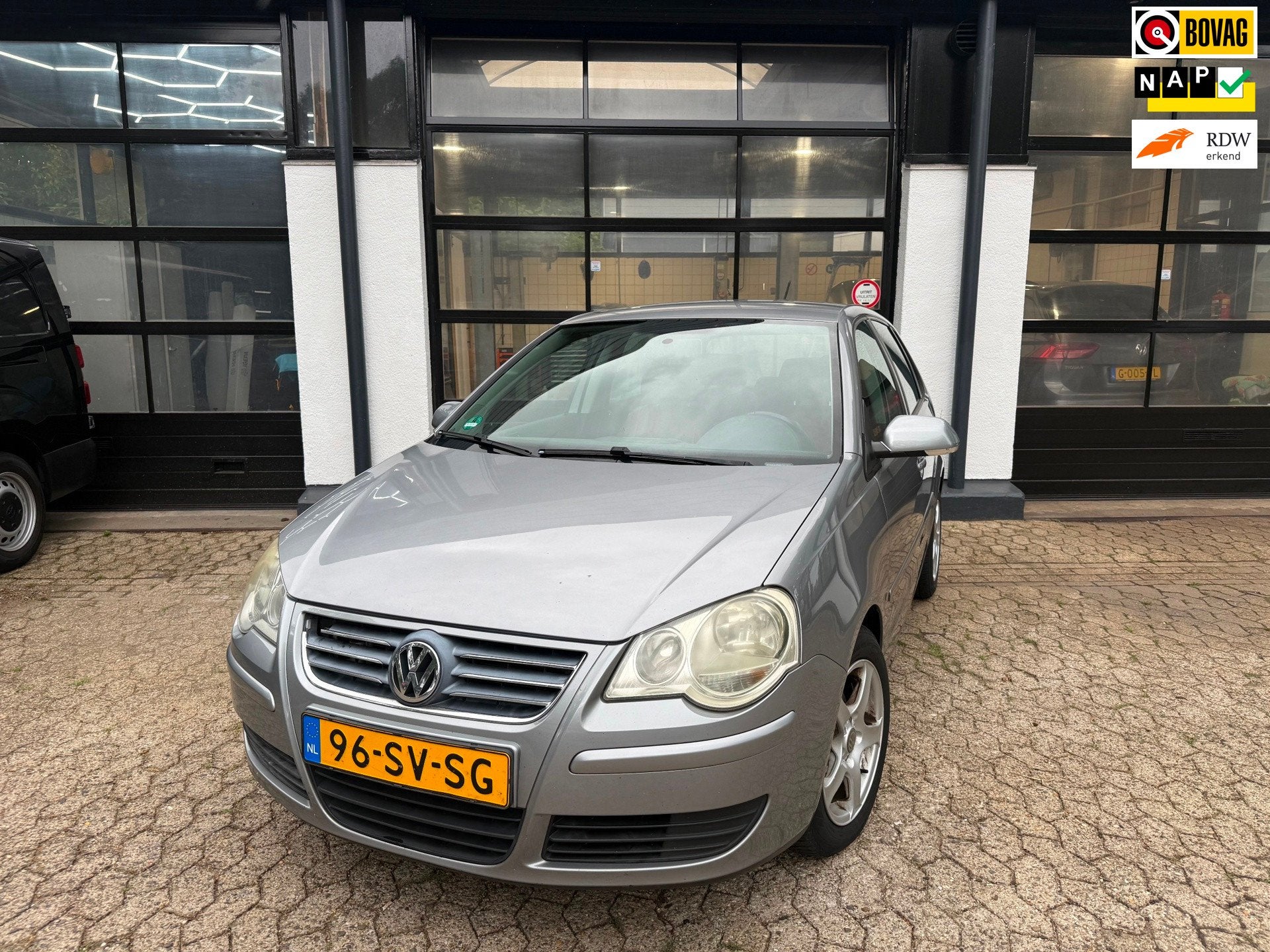 Volkswagen Polo 1.4-16V Turijn, Auto's, Voorwielaandrijving, Lederen bekleding, Handgeschakeld, Euro 4