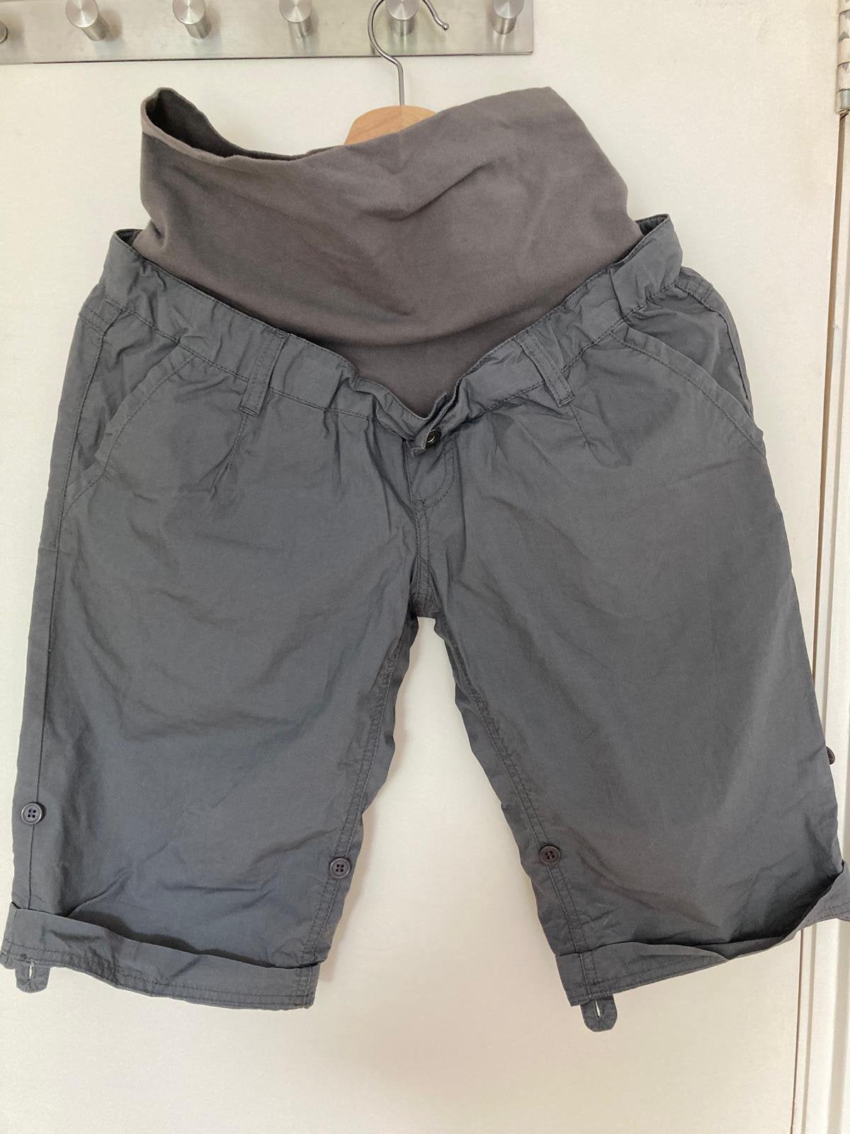 Heerlijke zwangerschaps korte broek mt 38 merk Mamalicious, Kleding | Dames, Positiekleding, Grijs, Gedragen, Broek of Spijkerbroek