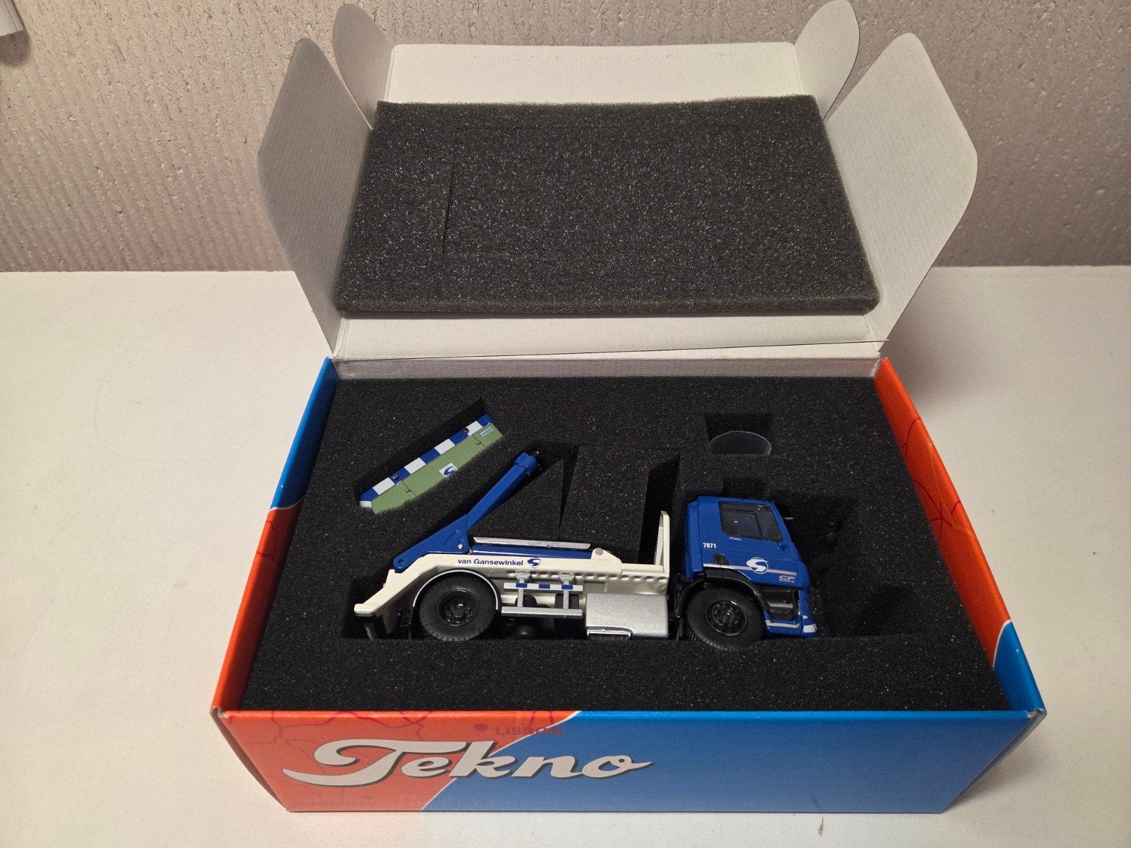 Tekno DAF CF afzetcontainer van Gansewinkel, Hobby en Vrije tijd, Ophalen of Verzenden, Zo goed als nieuw, Bus of Vrachtwagen