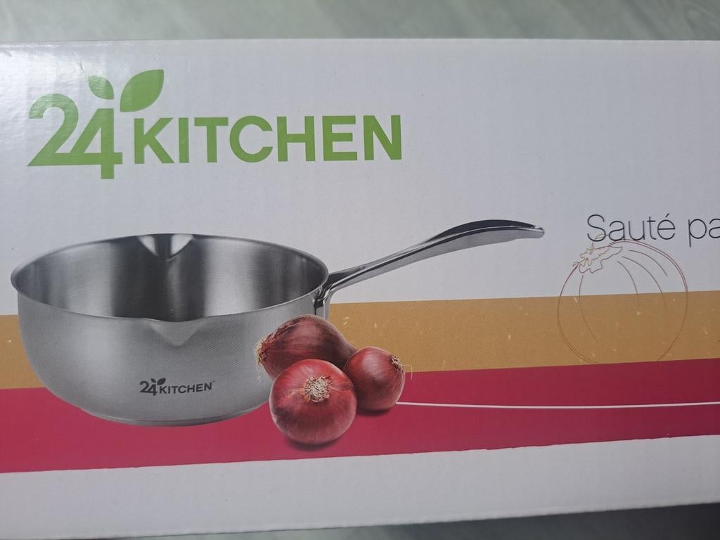24Kitchen Sauteerpan Conisch RVS - Nieuw in doos, Nieuw, Ophalen of Verzenden, Rvs, Keramische plaat