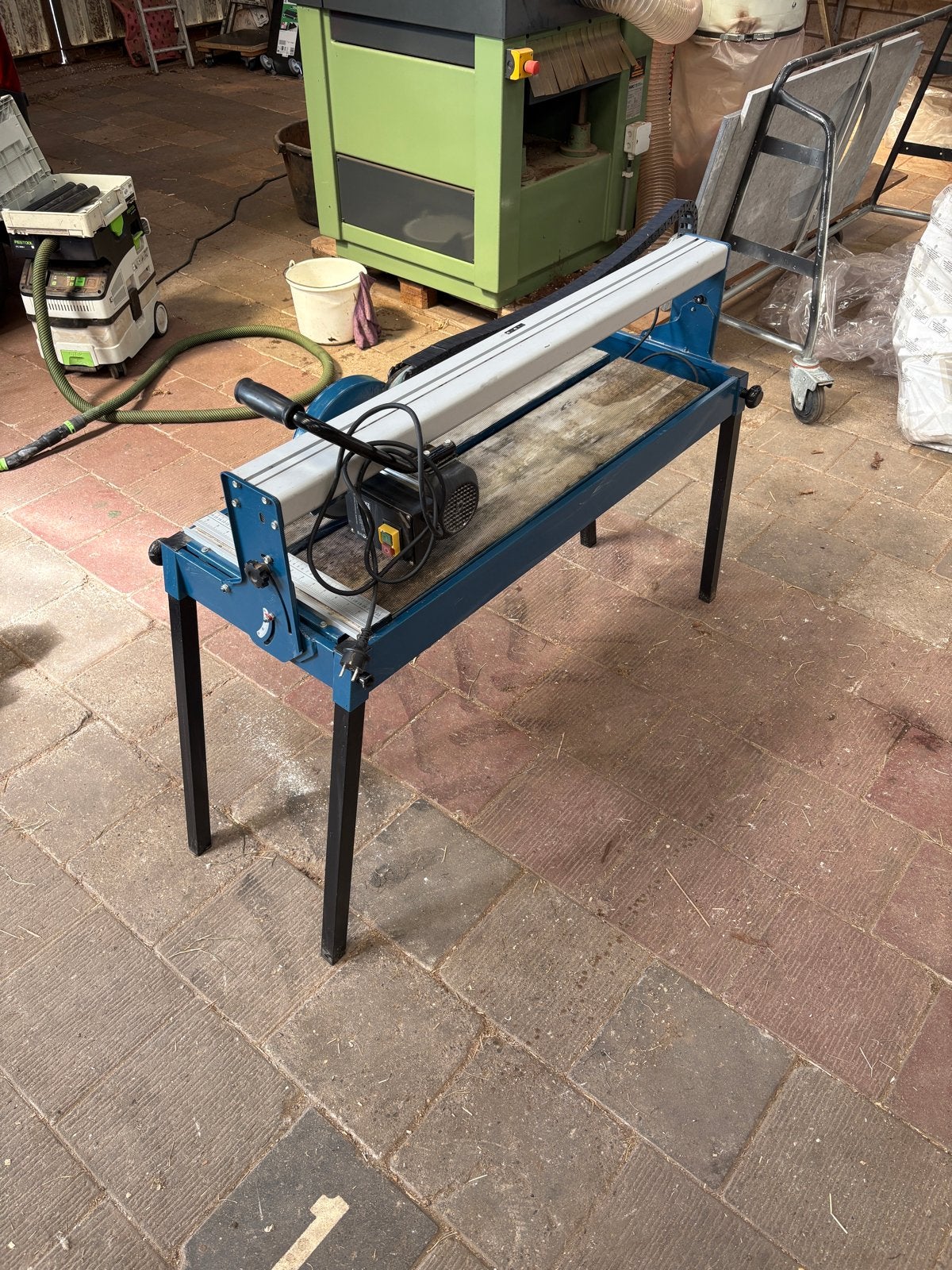 HBM Tegelzaagmachine 1200W 920mm - Gebruikt, Ophalen, 60 cm of meer, Gebruikt, Keramiek