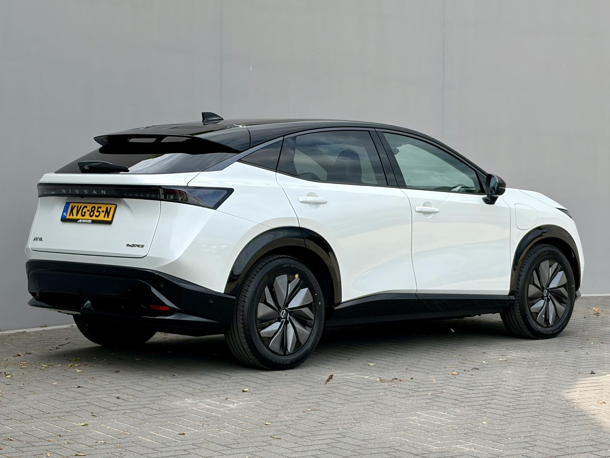 Nissan Ariya e-4ORCE Evolve 91 kWh 4WD / 306 PK / Leder / 1., Auto's, Automaat, Gebruikt, Wit, Vierwielaandrijving