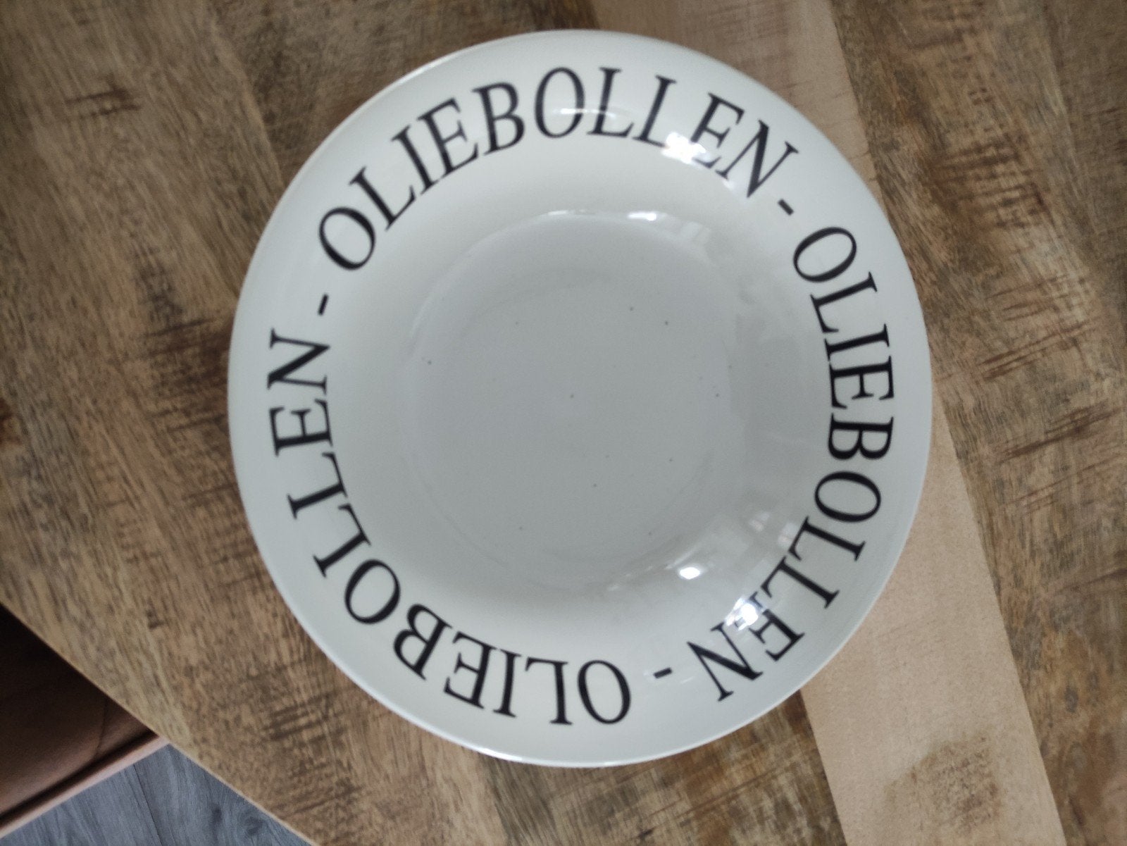 Oliebollen schaal, Ophalen, Rond