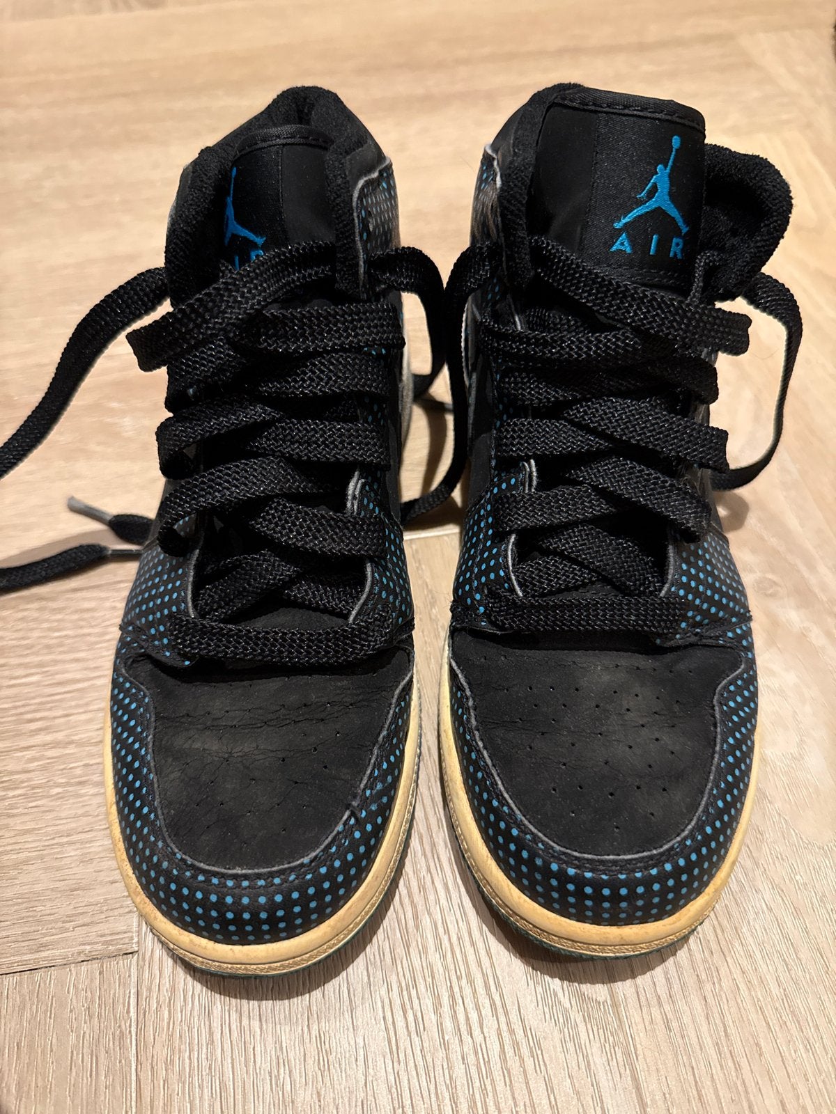 Nike Air Jordan sneakers maat 35.5, Kinderen en Baby's, Ophalen of Verzenden, Gebruikt, Jongen of Meisje, Sportschoenen