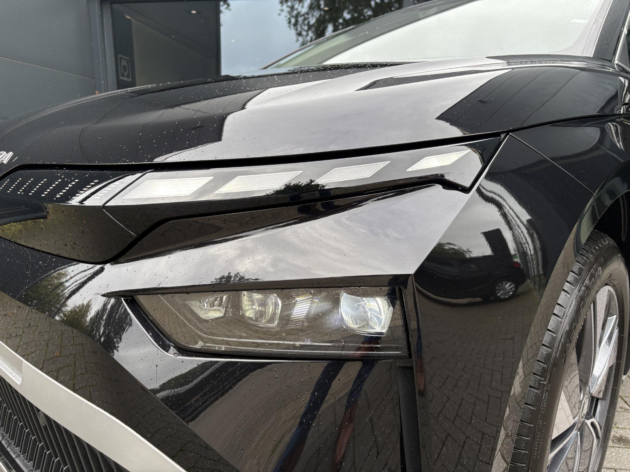 Skoda Enyaq 85 Business Edition 286 PK | Elektrische Stoelen, Auto's, Automaat, Achterwielaandrijving, 510 min, 82 kWh