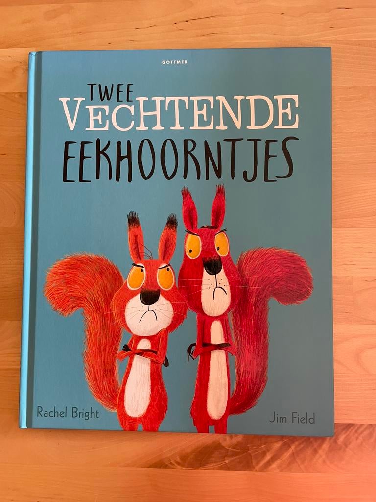 Rachel Bright: twee Vechtende Eekhoorntjes, Ophalen of Verzenden, Zo goed als nieuw, Fictie algemeen