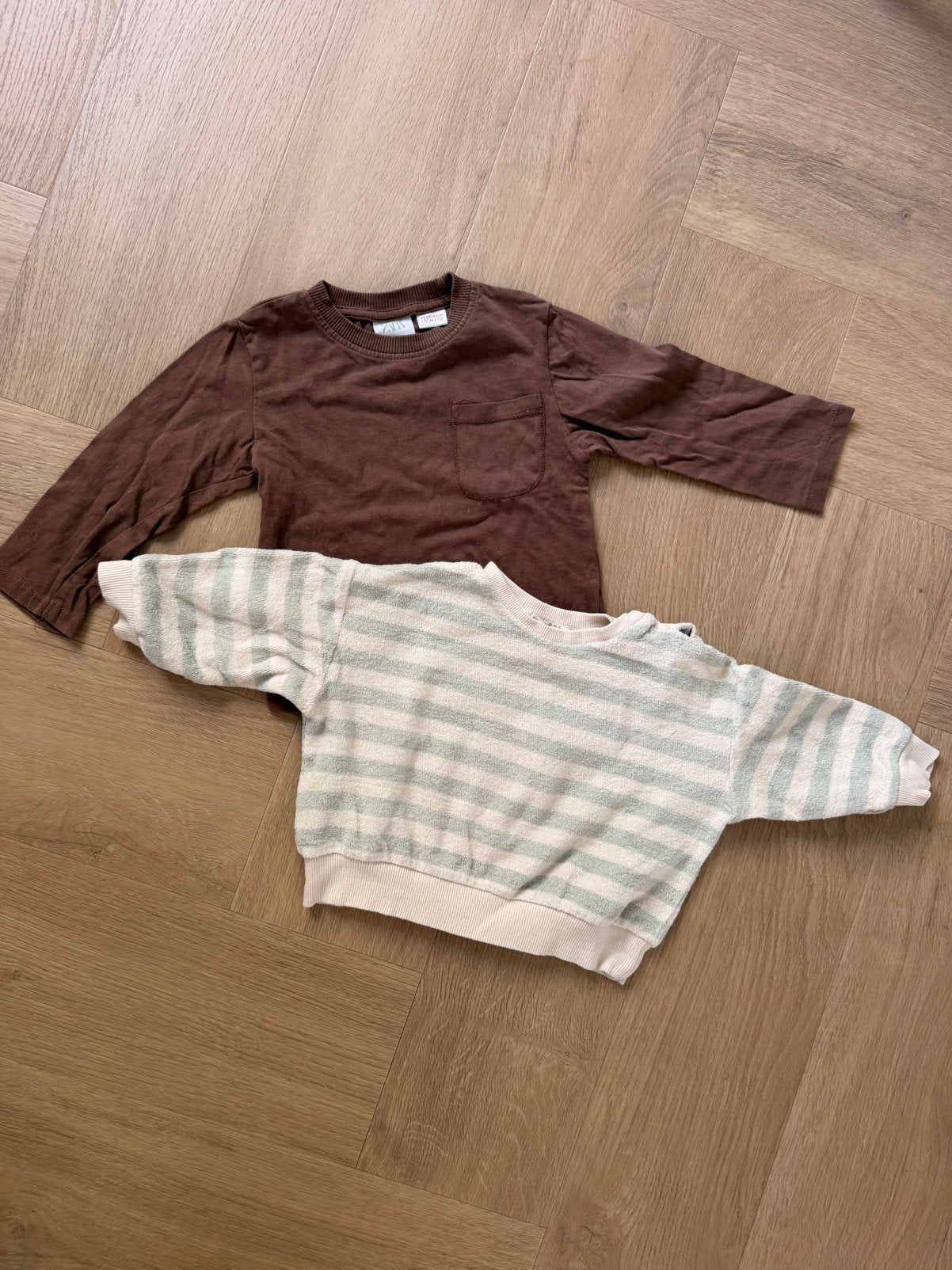 Zara trui en t-shirt maat 74, Kinderen en Baby's, Ophalen of Verzenden, Zo goed als nieuw, Jongetje of Meisje, Truitje of Vestje