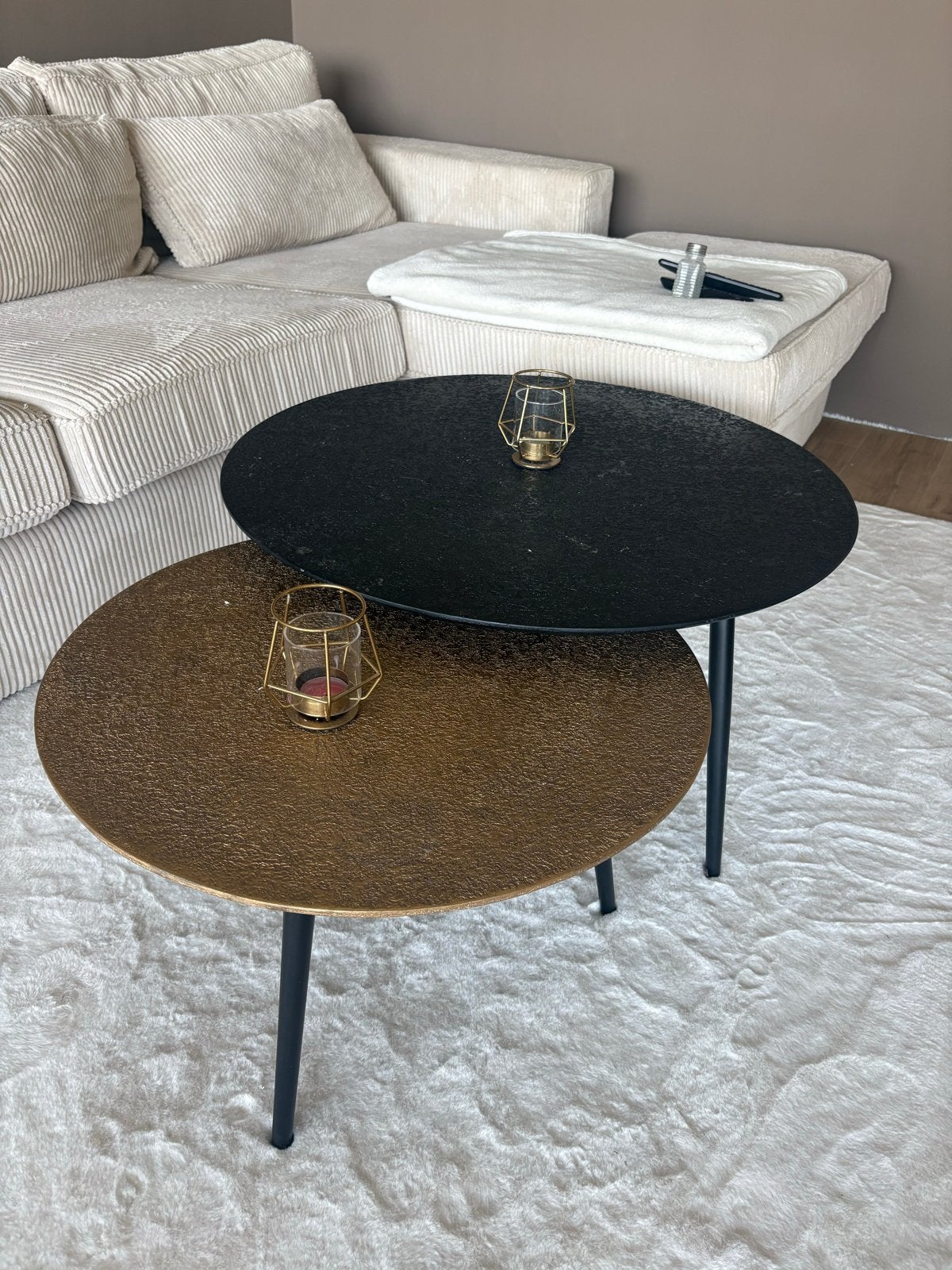 Salontafel set van 2 - Zwart en Goud, Ophalen, Minder dan 50 cm, Rond, Zo goed als nieuw