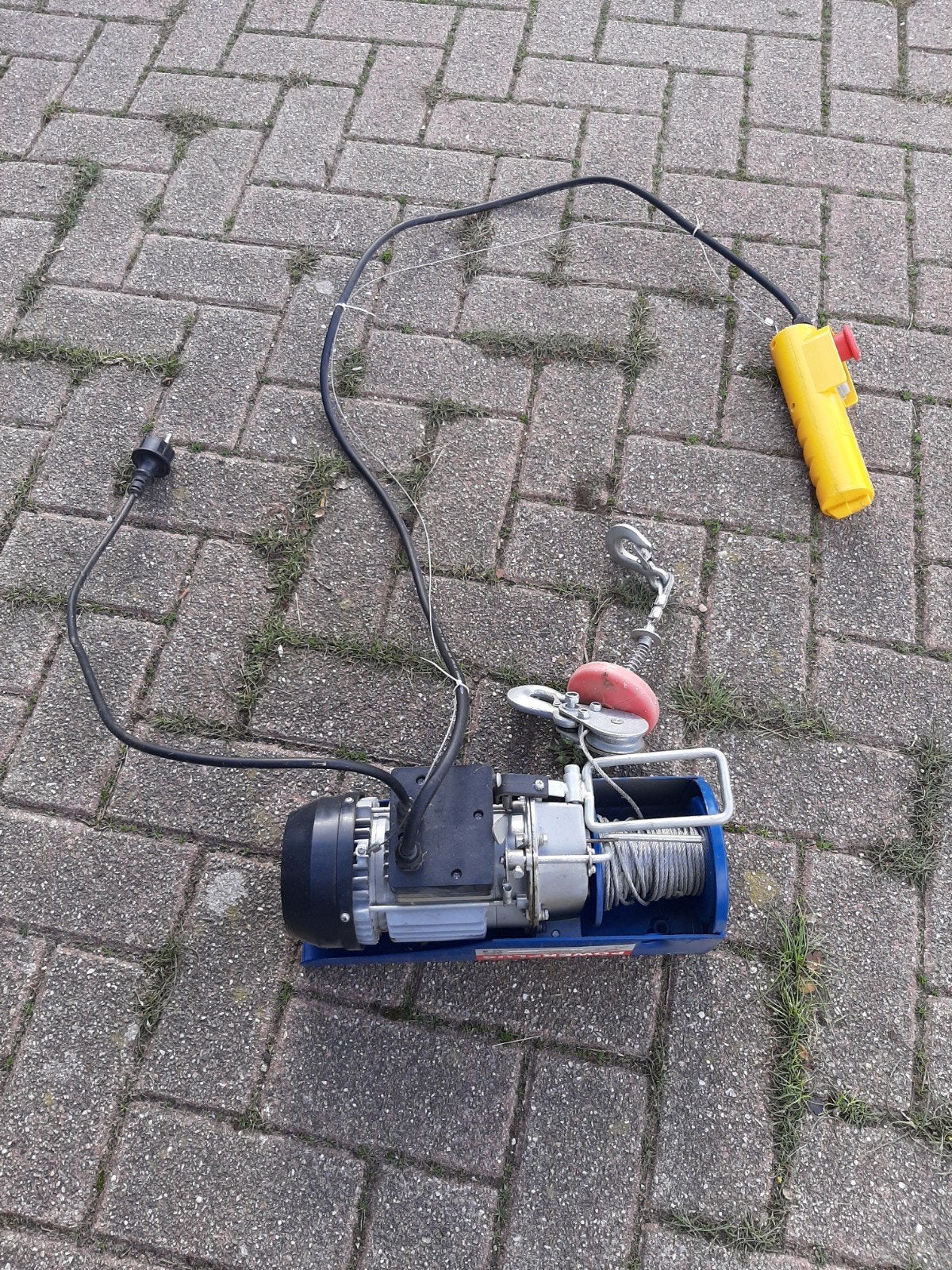 electrische lier/takel, Ophalen, Zo goed als nieuw