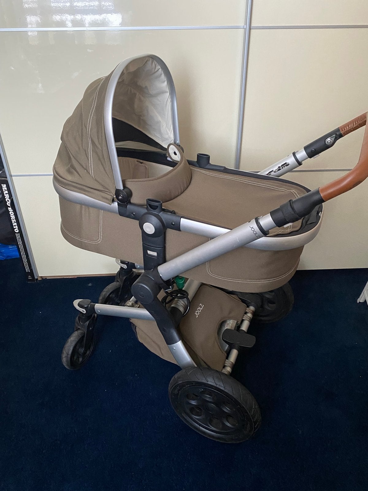 Joolz Day Earth Edition Kinderwagen - Turtle Green, Kinderen en Baby's, Kinderwagens en Combinaties, Gebruikt, Verstelbare duwstang
