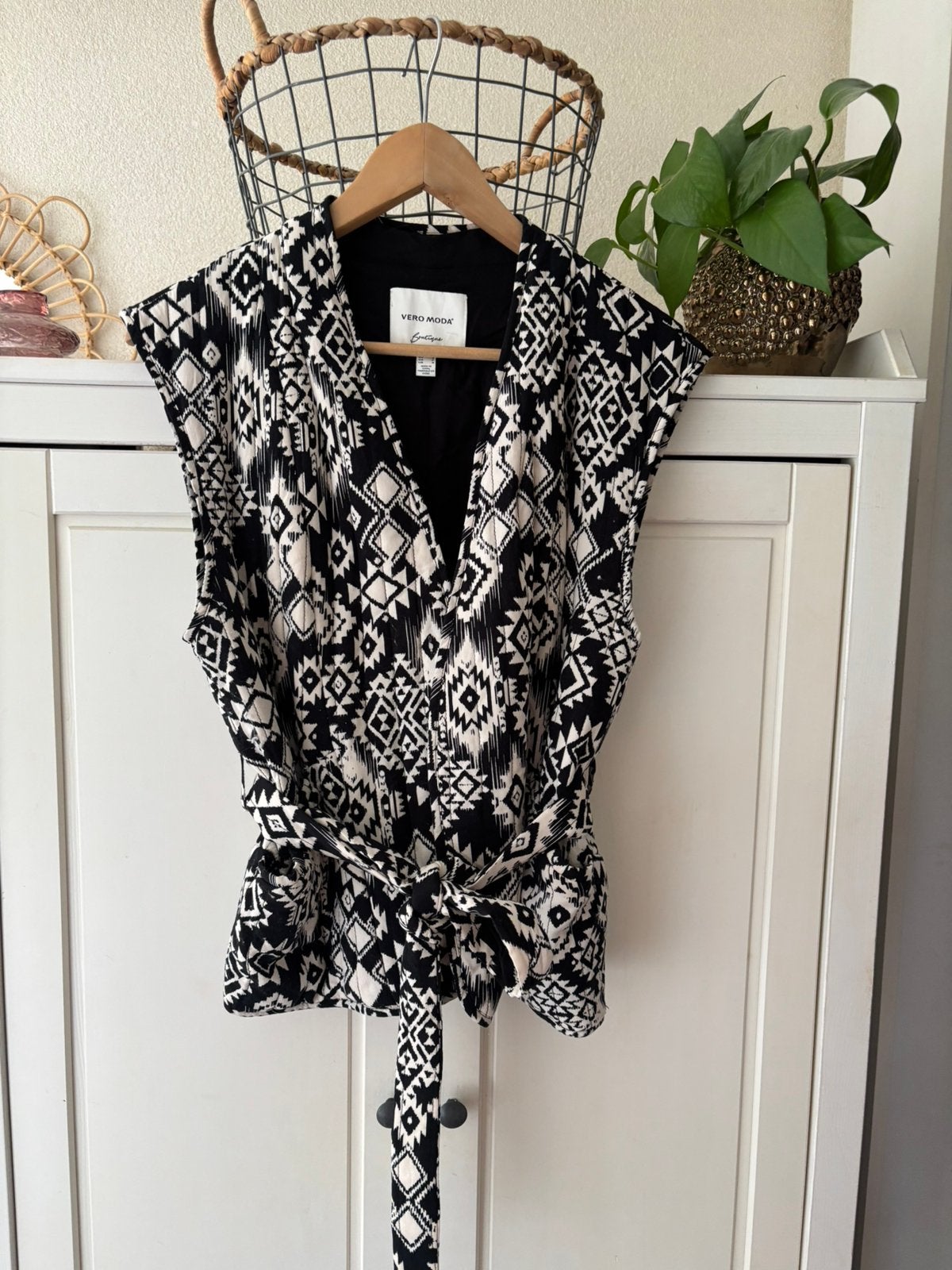 Vero moda vest maat S, Kleding | Dames, Bodywarmers, Ophalen of Verzenden, Zo goed als nieuw, Maat 36 (S), Zwart