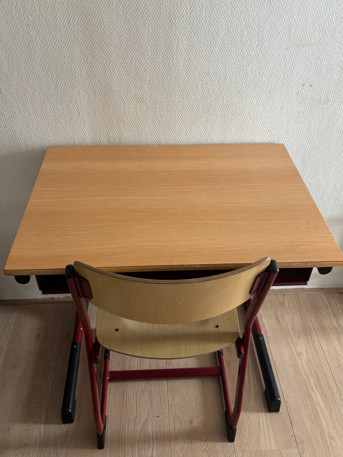 Kinder tafel+stoeltje, Ophalen, Zo goed als nieuw