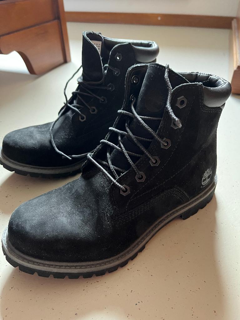 Timberland veterboots dames, Kleding | Dames, Schoenen, Zo goed als nieuw, Lage of Enkellaarzen, Zwart, Ophalen of Verzenden
