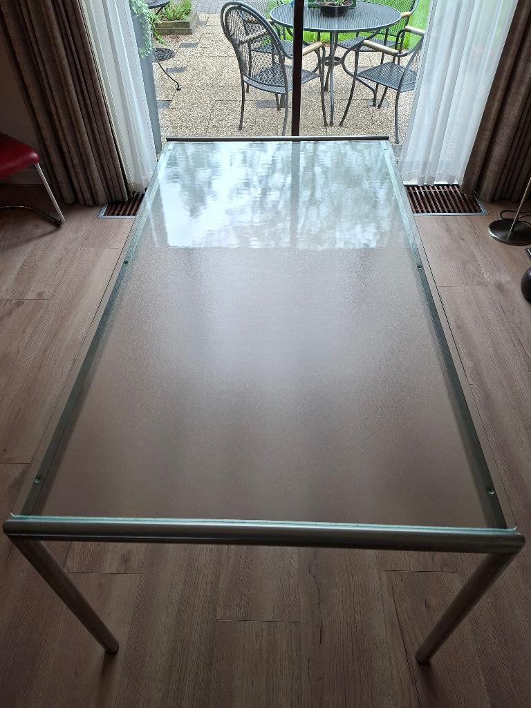 Eettafel rvs met glazen blad, Huis en Inrichting, Tafels | Eettafels, Ophalen, 50 tot 100 cm, Zo goed als nieuw, Vijf personen of meer
