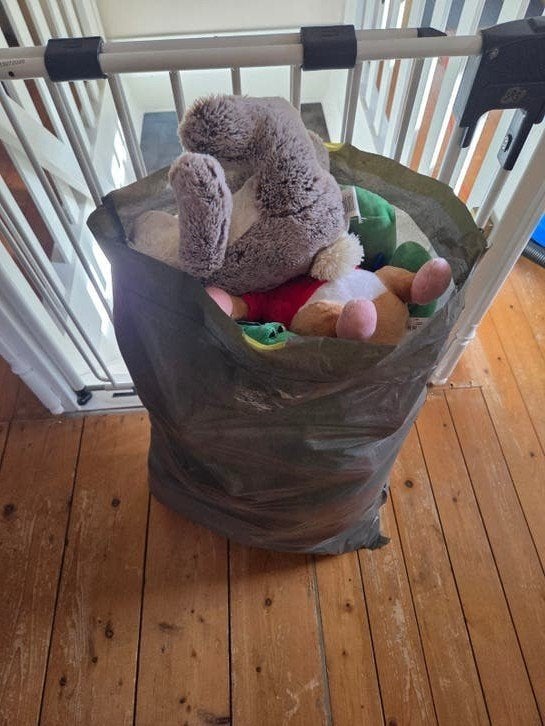 Grote zak vol schone en diverse knuffels, Gebruikt, Overige typen, Ophalen of Verzenden, Middelgroot (20 tot 80 cm)