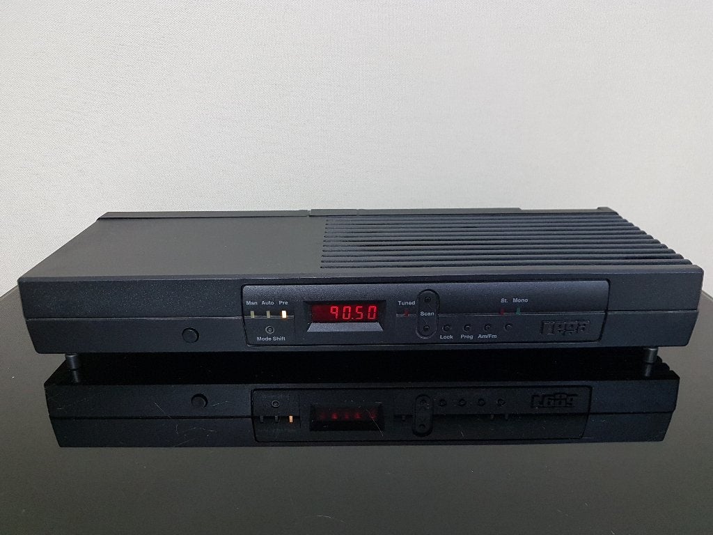 Rega Radio AM/FM tuner – defect – voor reparatie/onderdelen, Ophalen of Verzenden, Niet werkend, Radio